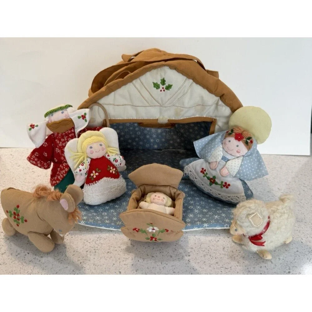 Vintage House of Hatten Plush Fabric Nativity Set Manger Soft Carry Case